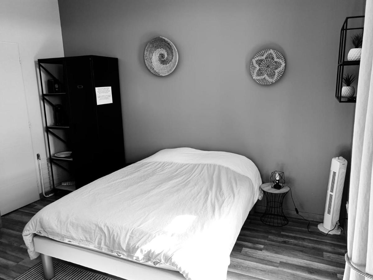 Legend- Parking Prive Gratuit- Terrasse Privee- Wifi - Convert - Alimentec Bourg-en-Bresse Buitenkant foto