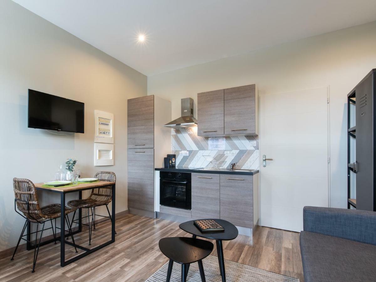 Legend- Parking Prive Gratuit- Terrasse Privee- Wifi - Convert - Alimentec Bourg-en-Bresse Buitenkant foto