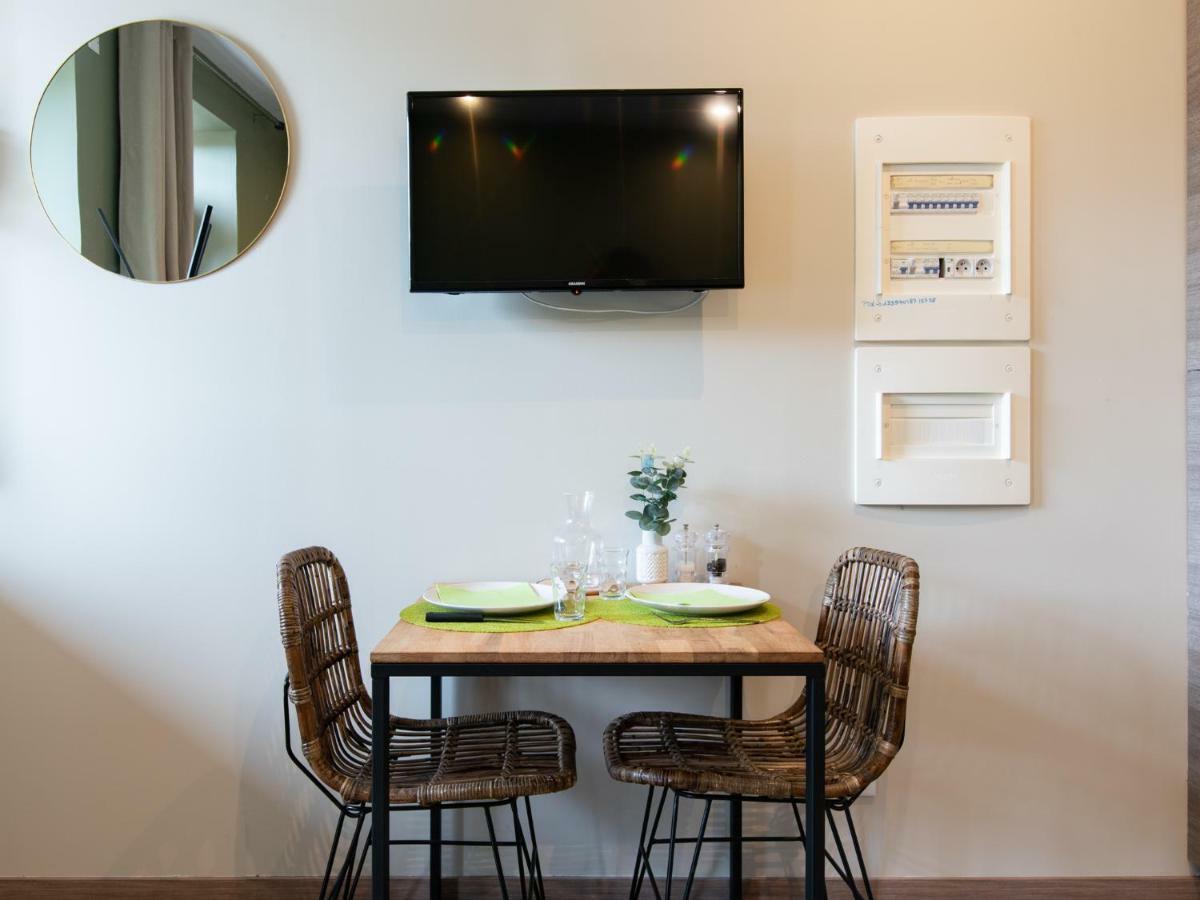 Legend- Parking Prive Gratuit- Terrasse Privee- Wifi - Convert - Alimentec Bourg-en-Bresse Buitenkant foto